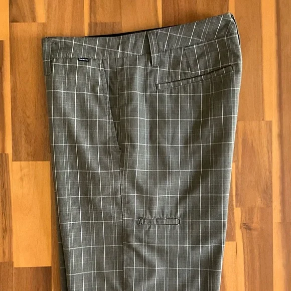 Casual Short by Hurley - Picture 4 of 4